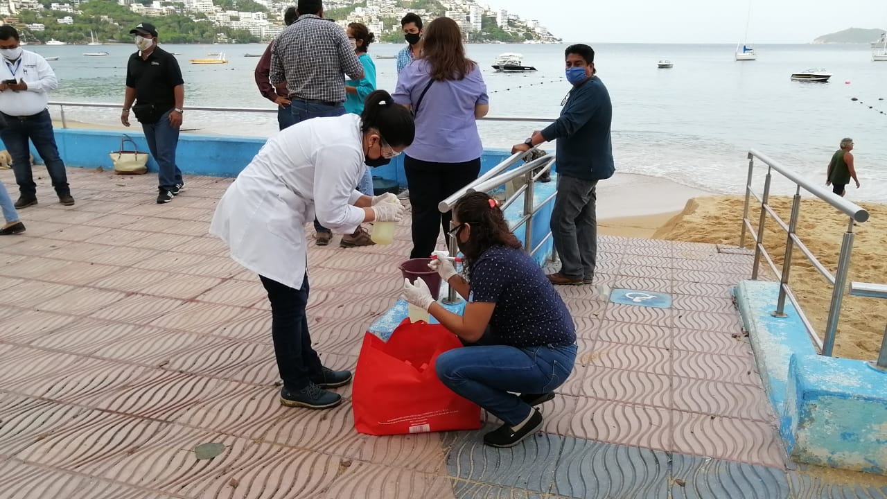 Ordena Capama analizar calidad del agua que llega al mar en Acapulco