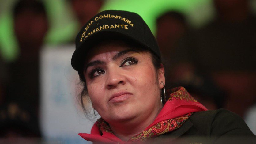 Hospitalizan a Nestora Salgado por covid