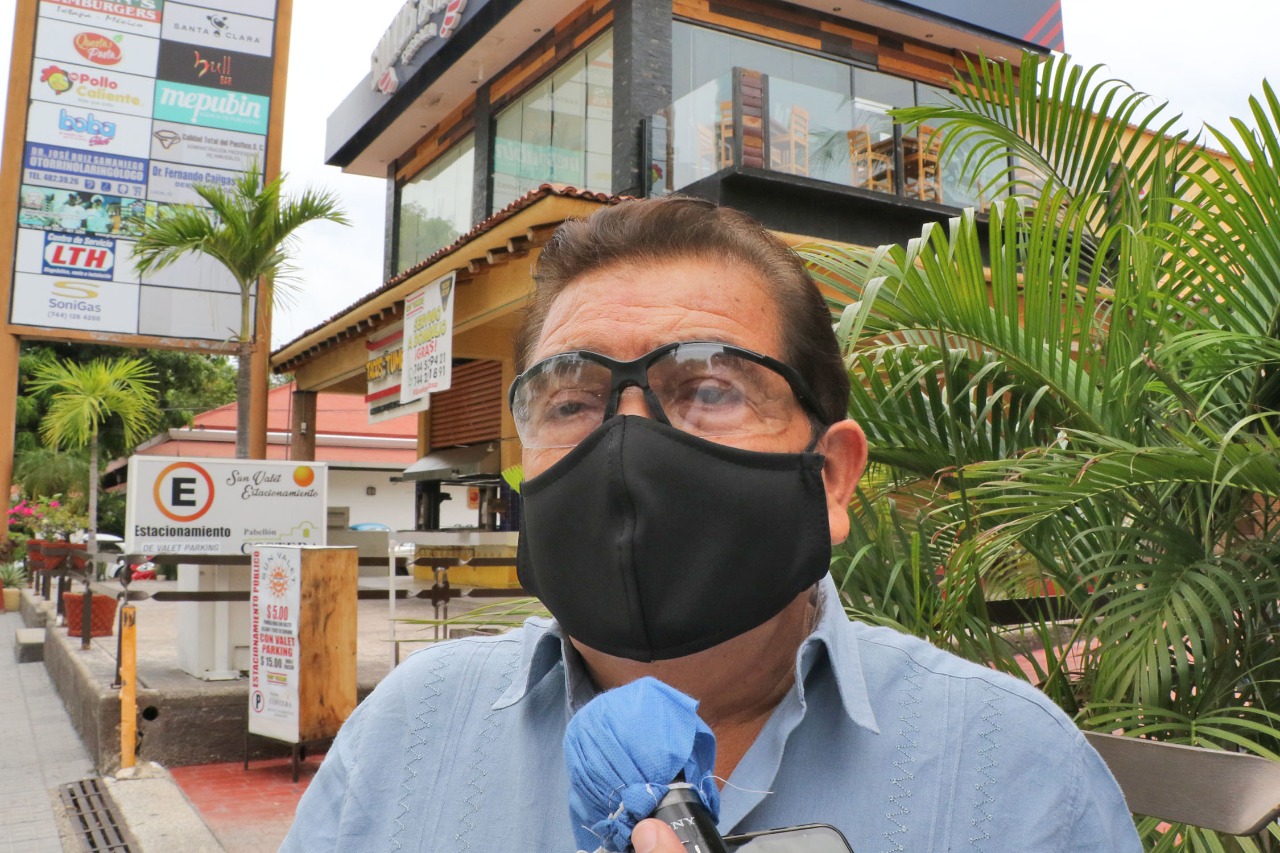 Piden a turisteros de Acapulco atender recomendaciones para no regresar a «semáforo rojo»