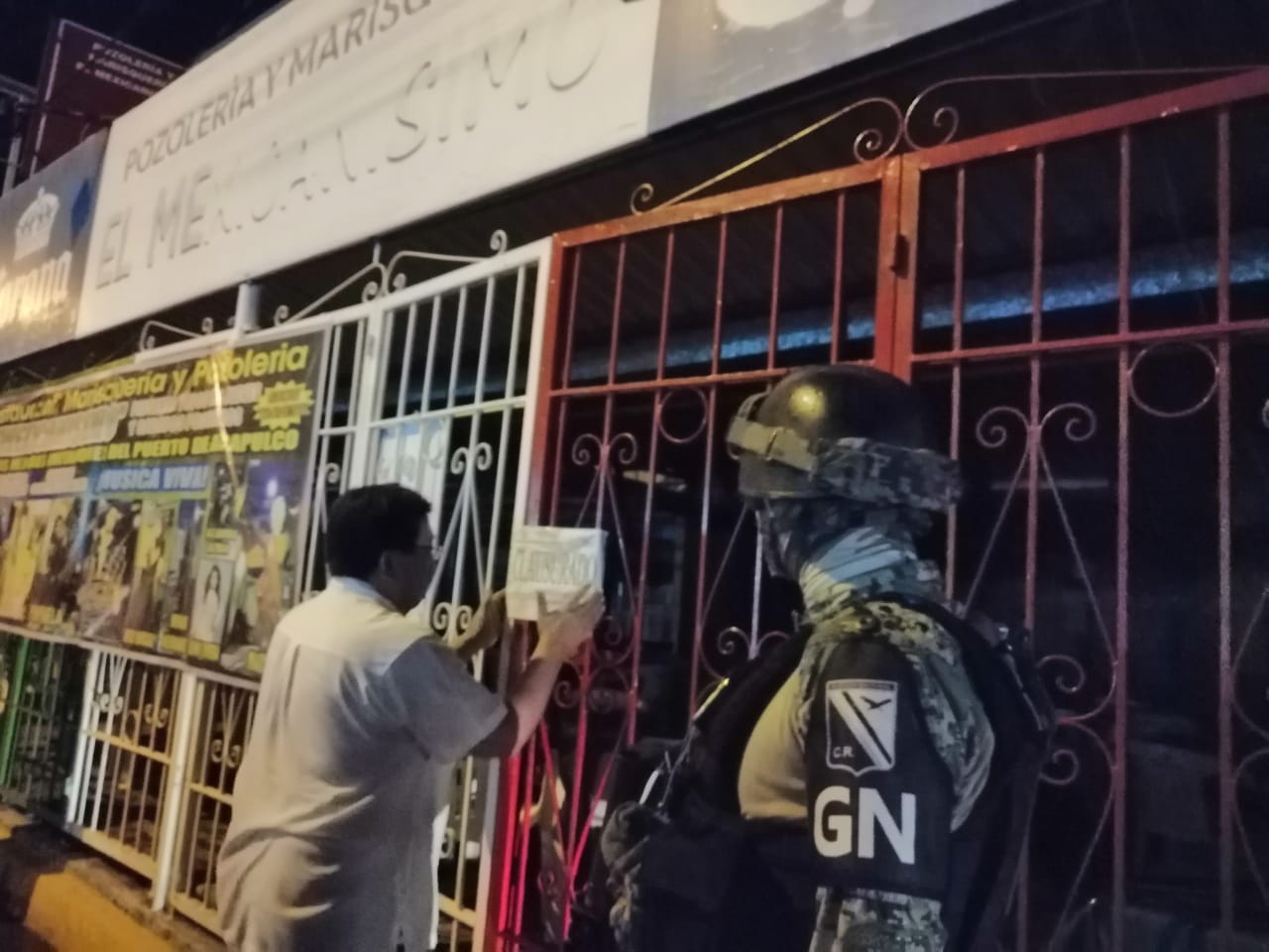 Sigue clausura de negocios no esenciales en Acapulco