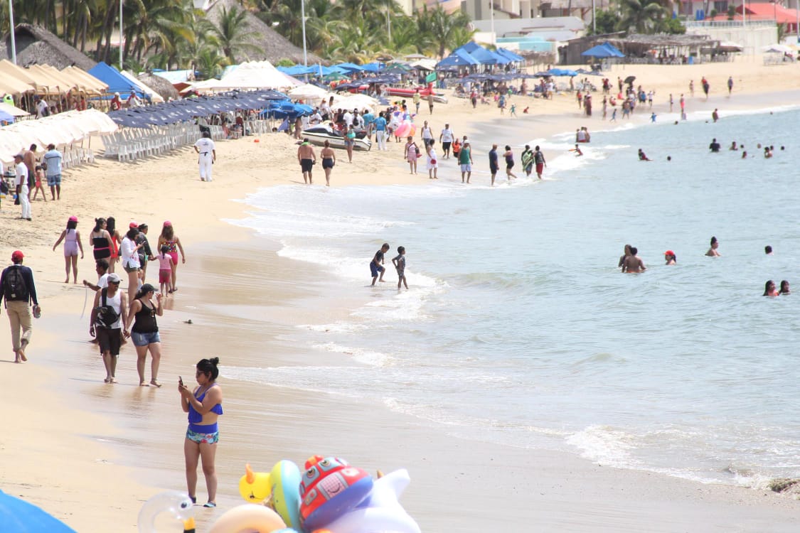 Acapulco: repunta turismo… y medidas anticovid