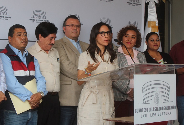 Congreso: Acusa PRD «irresponsabilidad» e «improvisación» de Morena
