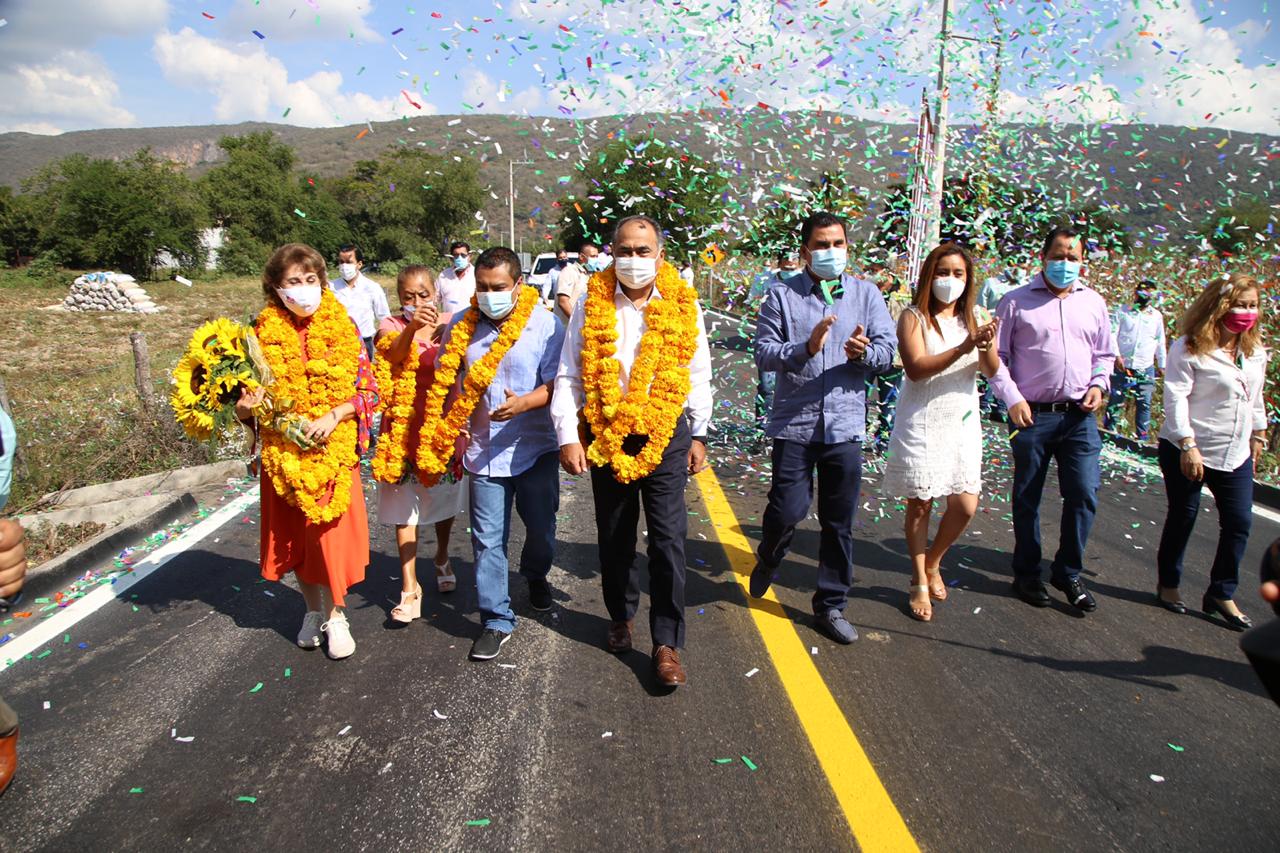 Inaugura Astudillo libramiento en Tepechicotlán que unirá al Circuito Azul