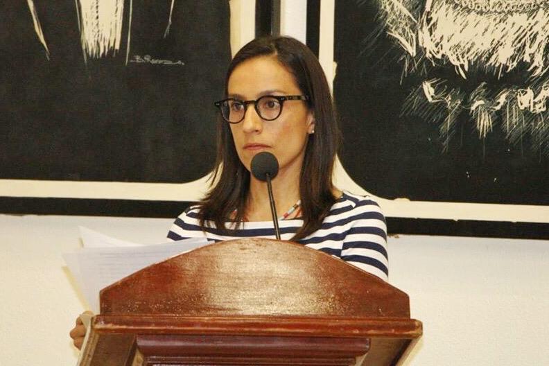 Pide diputada García Guillén sanciones a adelantados en vacunación