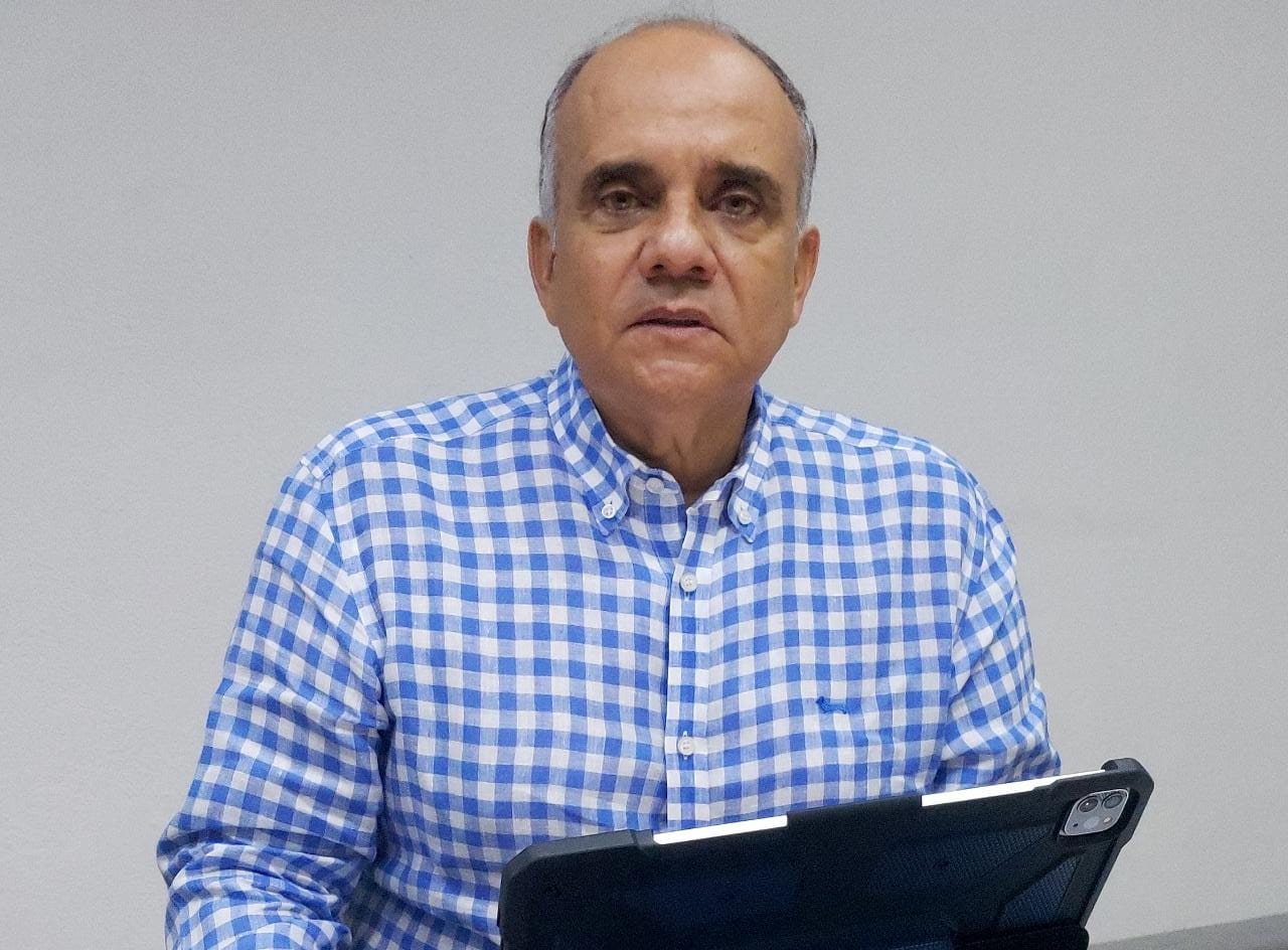 Propone Añorve hasta 9 años de cárcel a acaparadores de insumos para salud