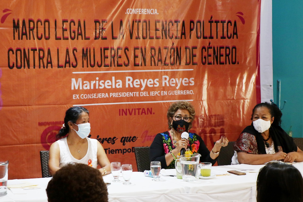 Llama Adela Román a combatir la violencia política contra las mujeres