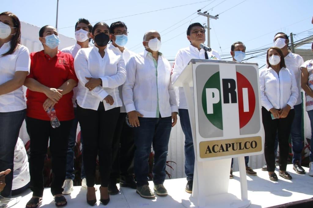Acompaña Añorve a Mario en homenaje a Colosio