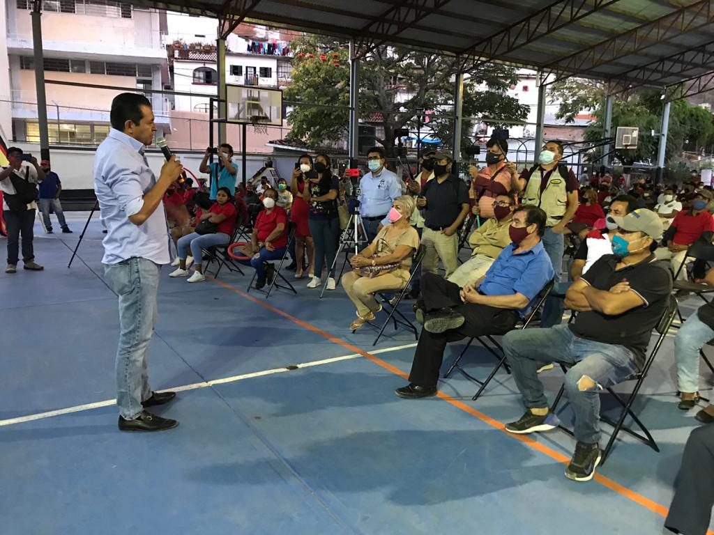 Internet gratuito y tecnificar el campo, promete Pedro Segura en Taxco