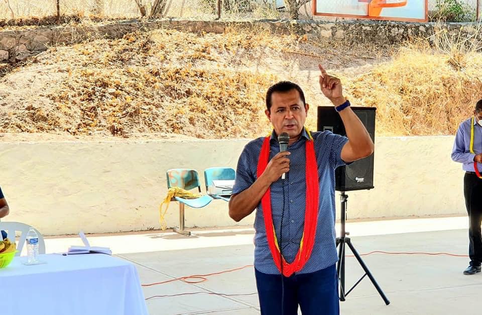 Promete Pedro Segura mejorar condiciones laborales y de vida de los policias