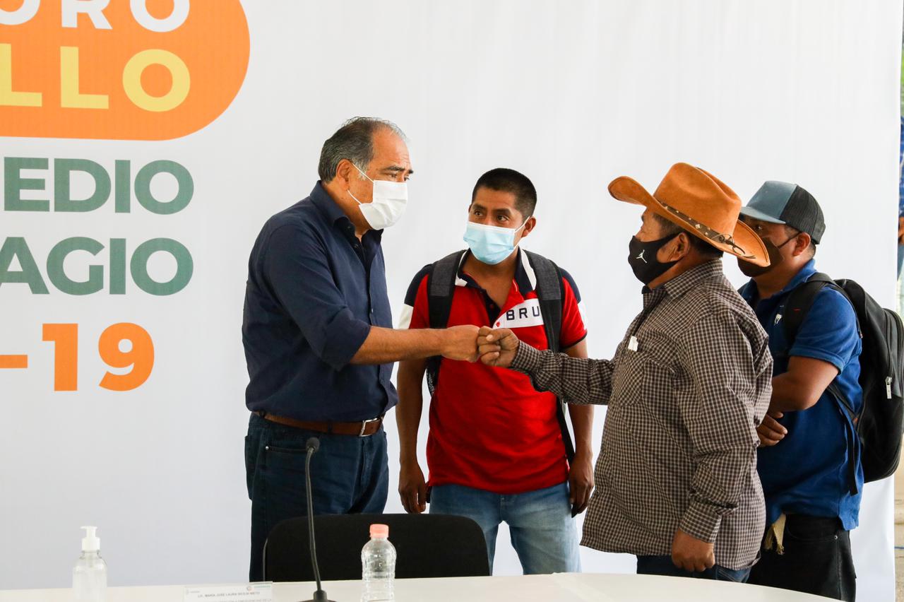 Atiende Astudillo a afectados por incendio en El Calvario