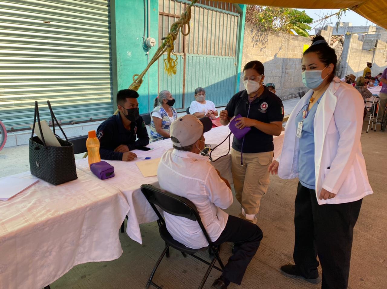 Hoy se aplicaron vacunas en 30 municipios de Guerrero, destaca Astudillo