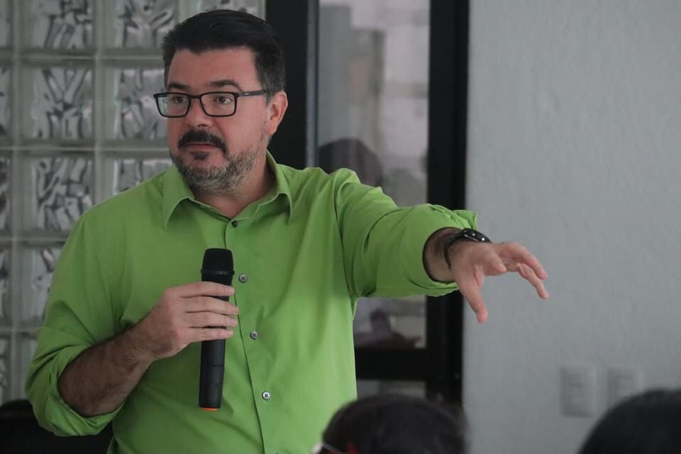 Yo sí tengo un plan para gobernar Acapulco: Carabias
