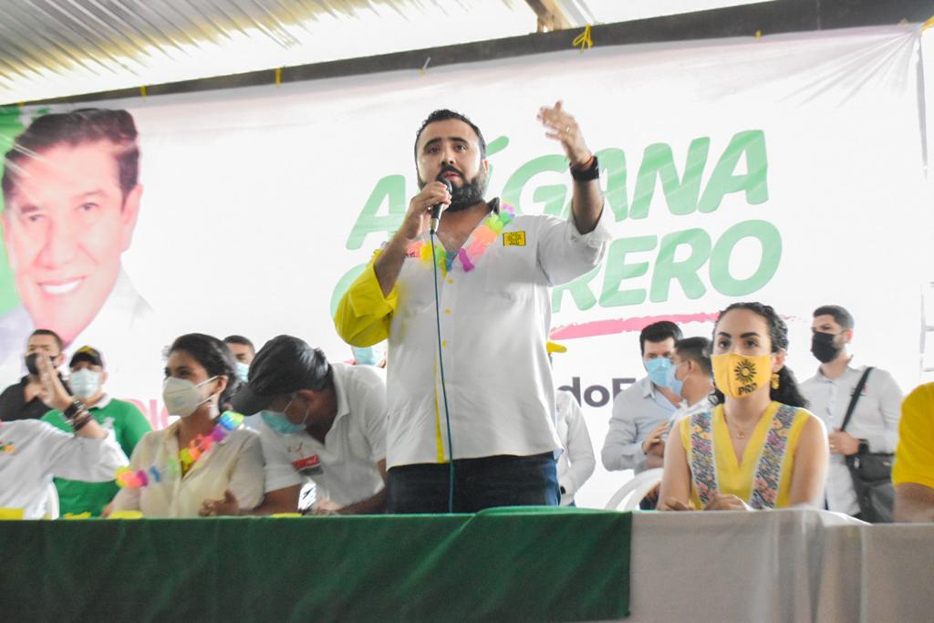 Por desesperación, Félix utiliza el odio y la mentira: Alberto Catalán