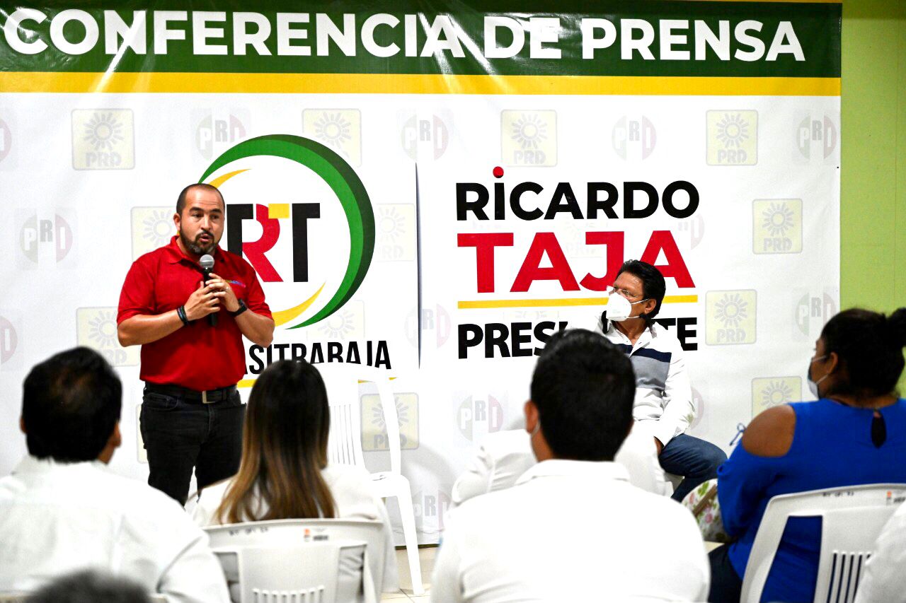 Comité de Fuerza por México en Acapulco se va con Mario y Taja