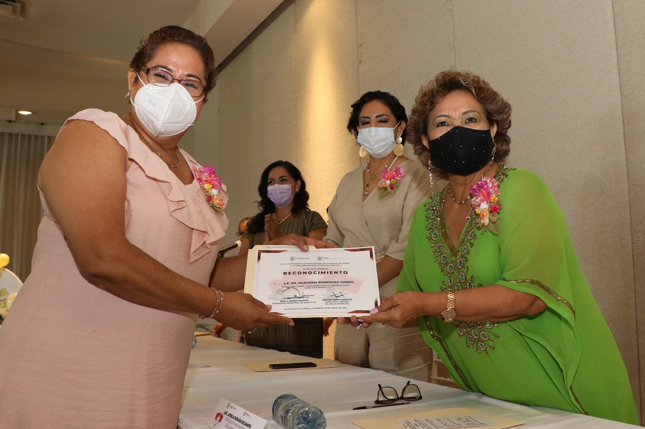Reconoce Adela Román labor de enfermeras y enfermeros municipales