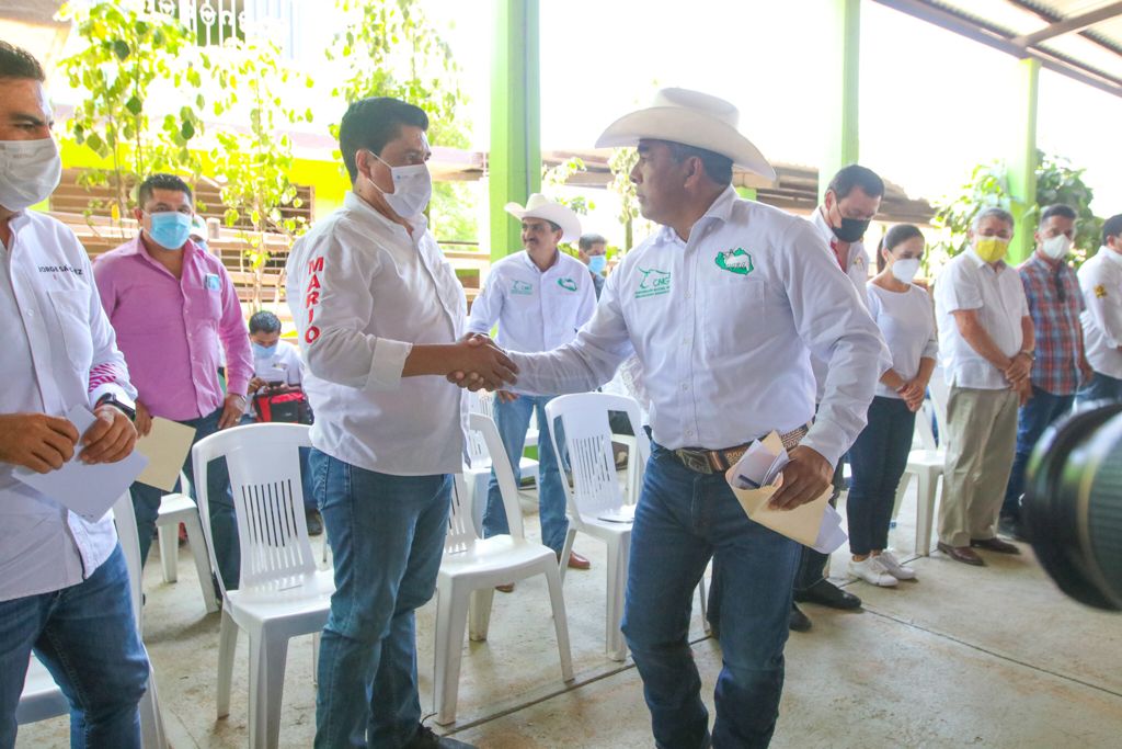 «Gobierno federal quitó todos los apoyos al sector ganadero, la única salvación es Mario»: Ganaderos de Guerrero
