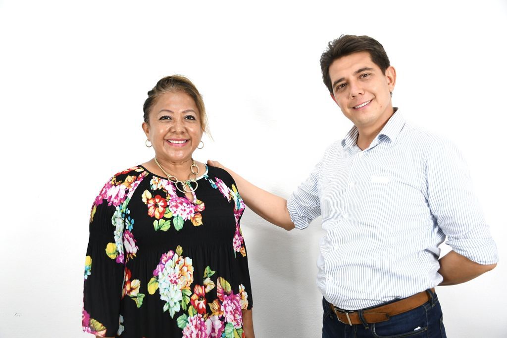 Regidora del PAN se suma a Alejandro Arcos