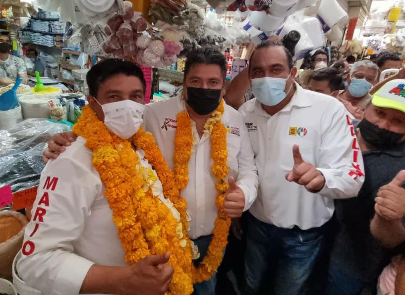 Se compromete Fer Calixto a reactivar el comercio local