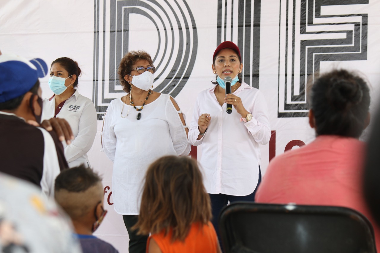 Encabeza Adela Román brigada médico asistencial del DIF Acapulco