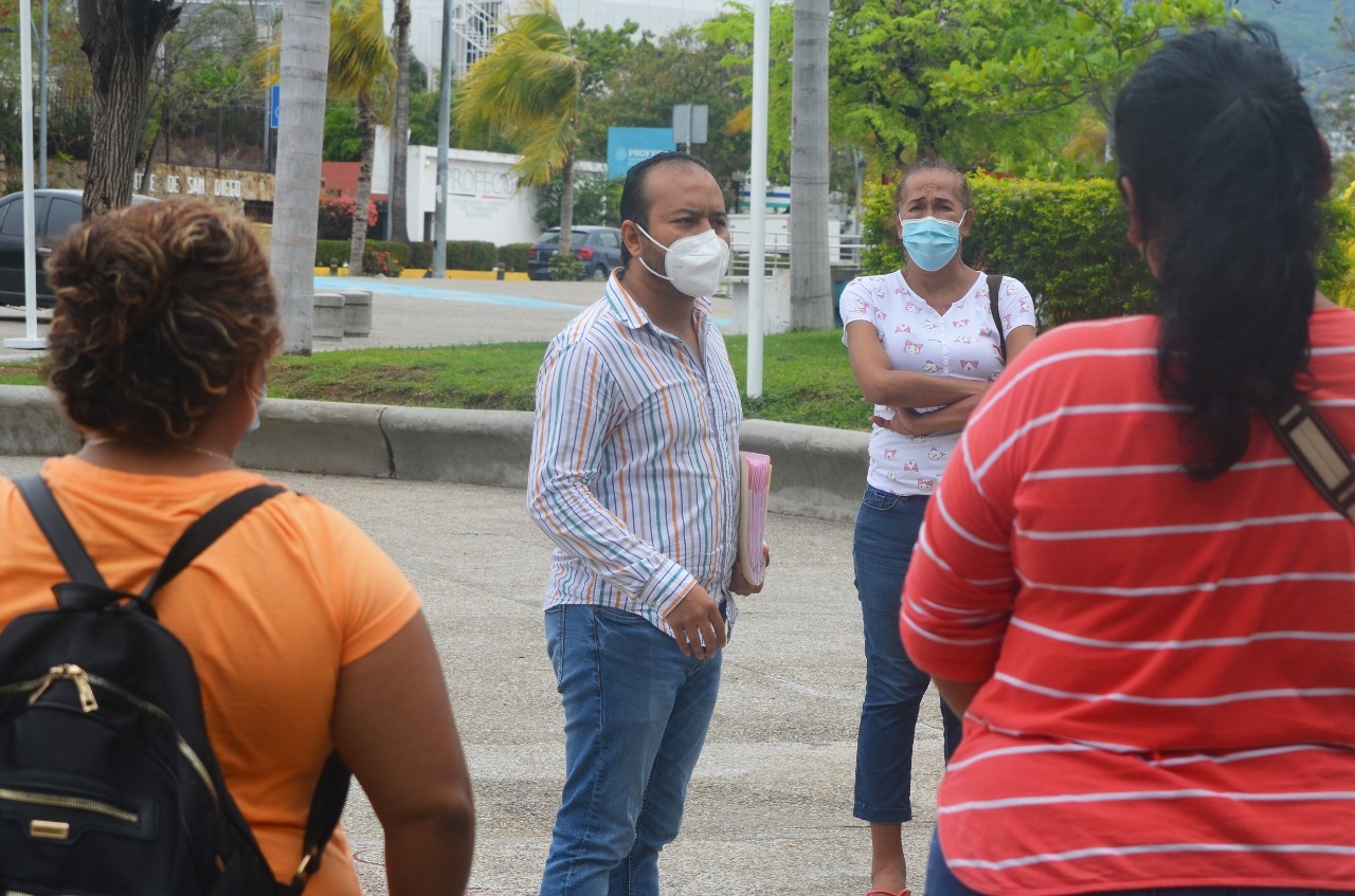 Entrega Sedesol apoyos a desempleados por la pandemia