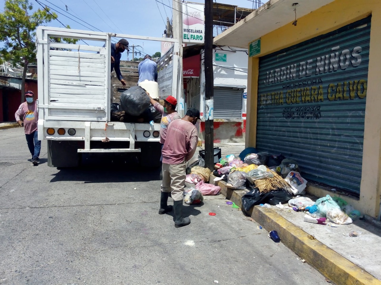 En marcha megaoperativo contra la basura en Acapulco