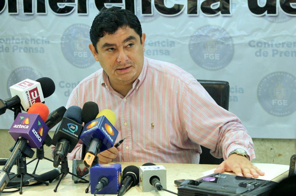 Denunciará exfiscal de Guerrero espionaje