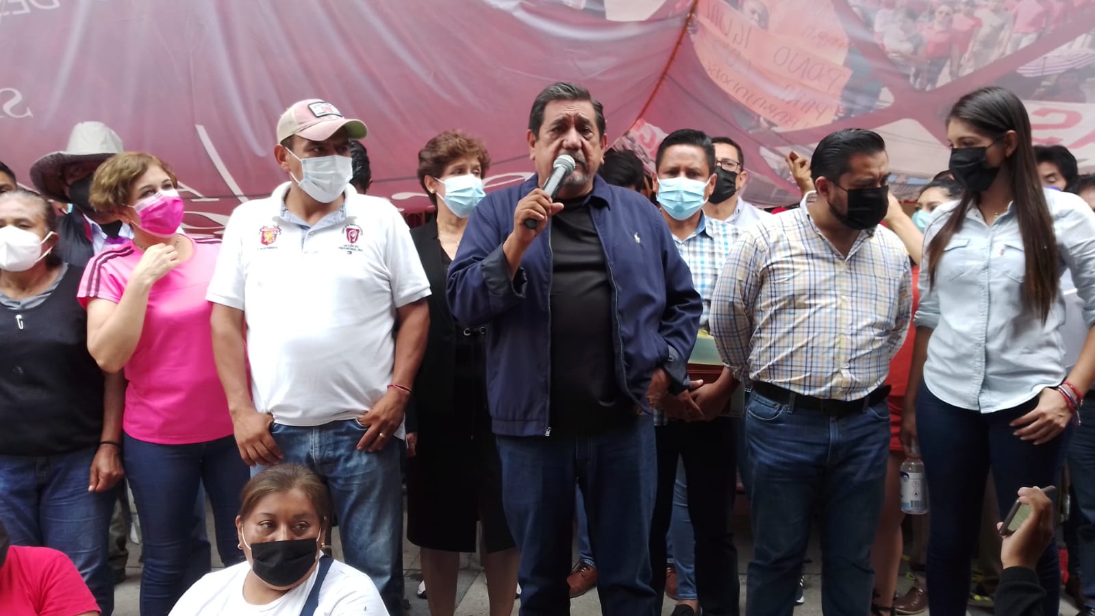 Interviene Félix Salgado a favor de trabajadores del Ayuntamiento de Chilpancingo