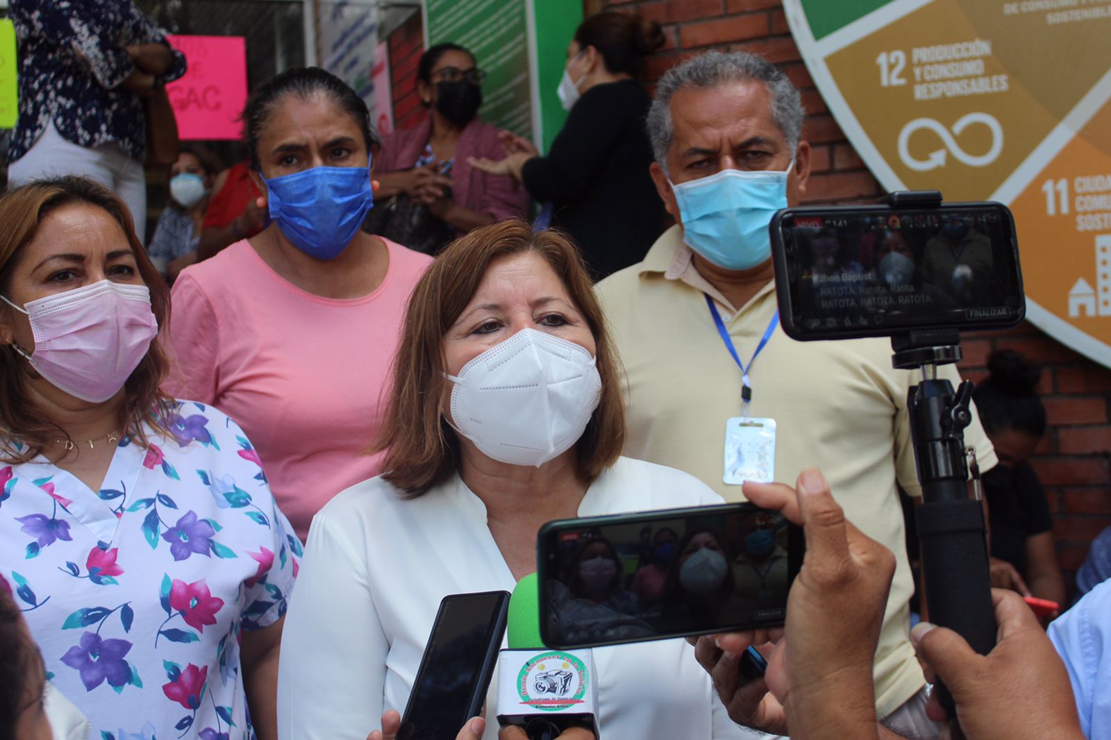 Exhibe Bety Vélez «montaje» de diputada de Morena