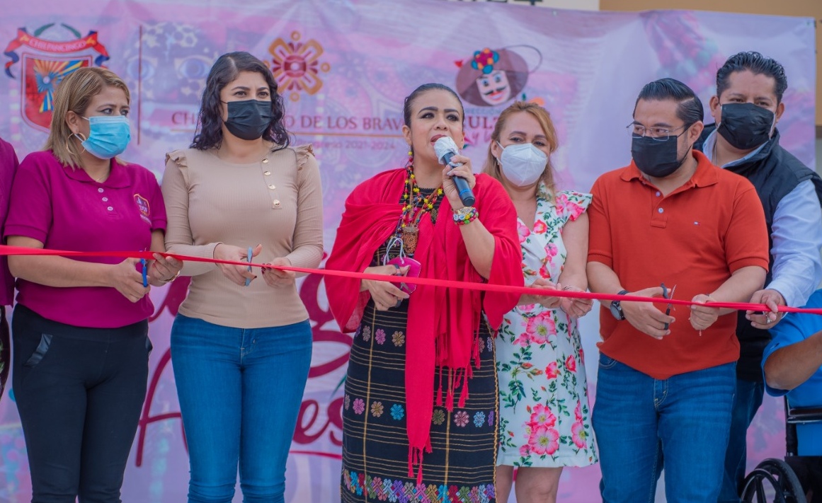 Impulsa Chilpancingo tianguis artesanal en el zócalo