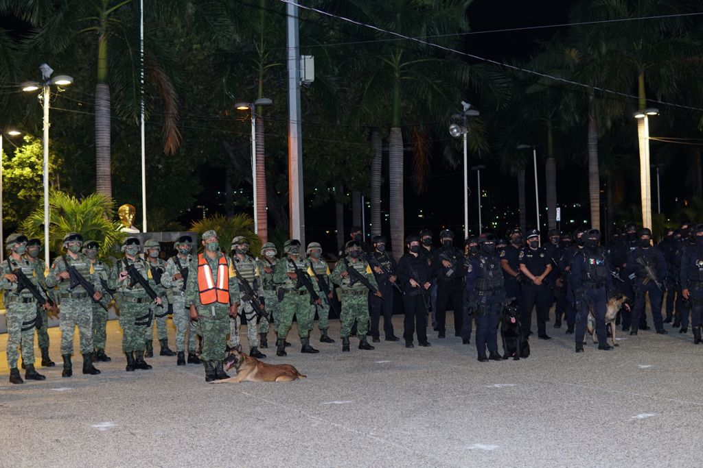 Dan banderazo de inicio al Operativo de Seguridad por las festividades del Día de Muertos