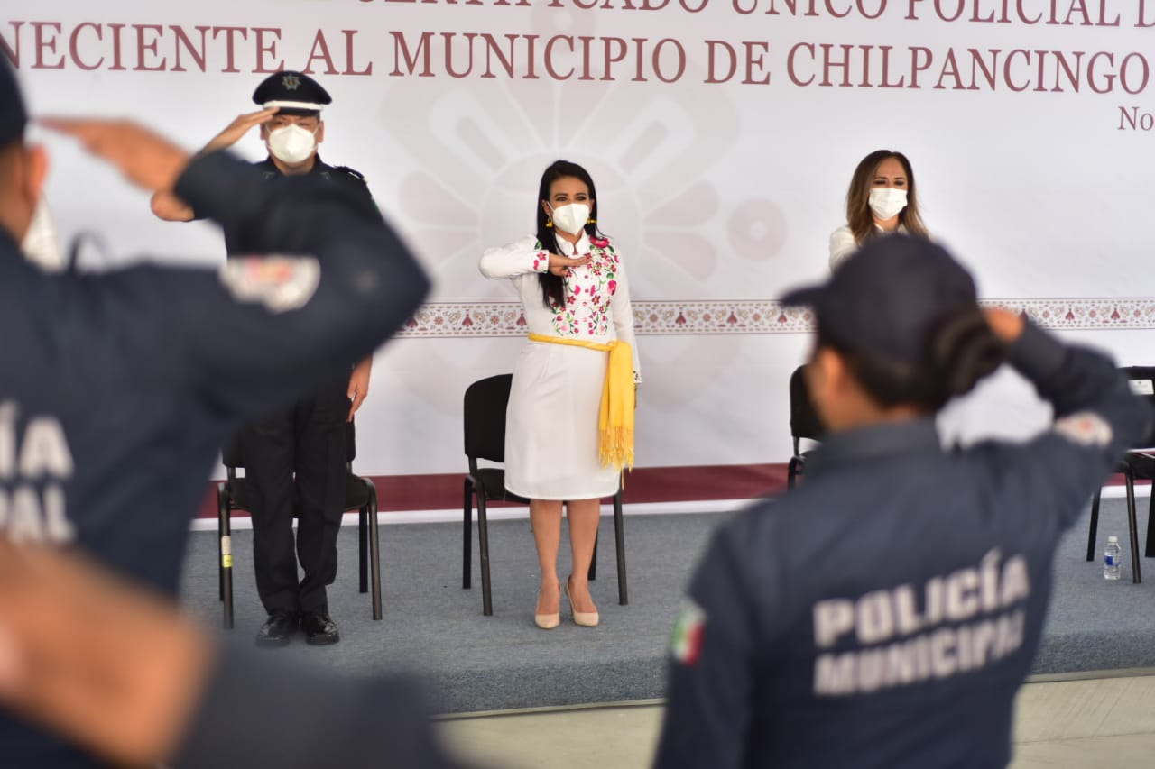 Entregan Certificado Único Policial a 14 elementos de la SSP de Chilpancingo