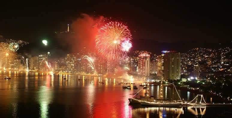 Recibirán Acapulco y Guerrero 2022 con espectacular gala pirotécnica