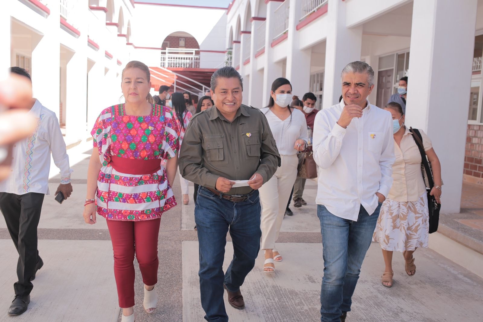 Recibe alcalde Tlapa a directivos de Teletón