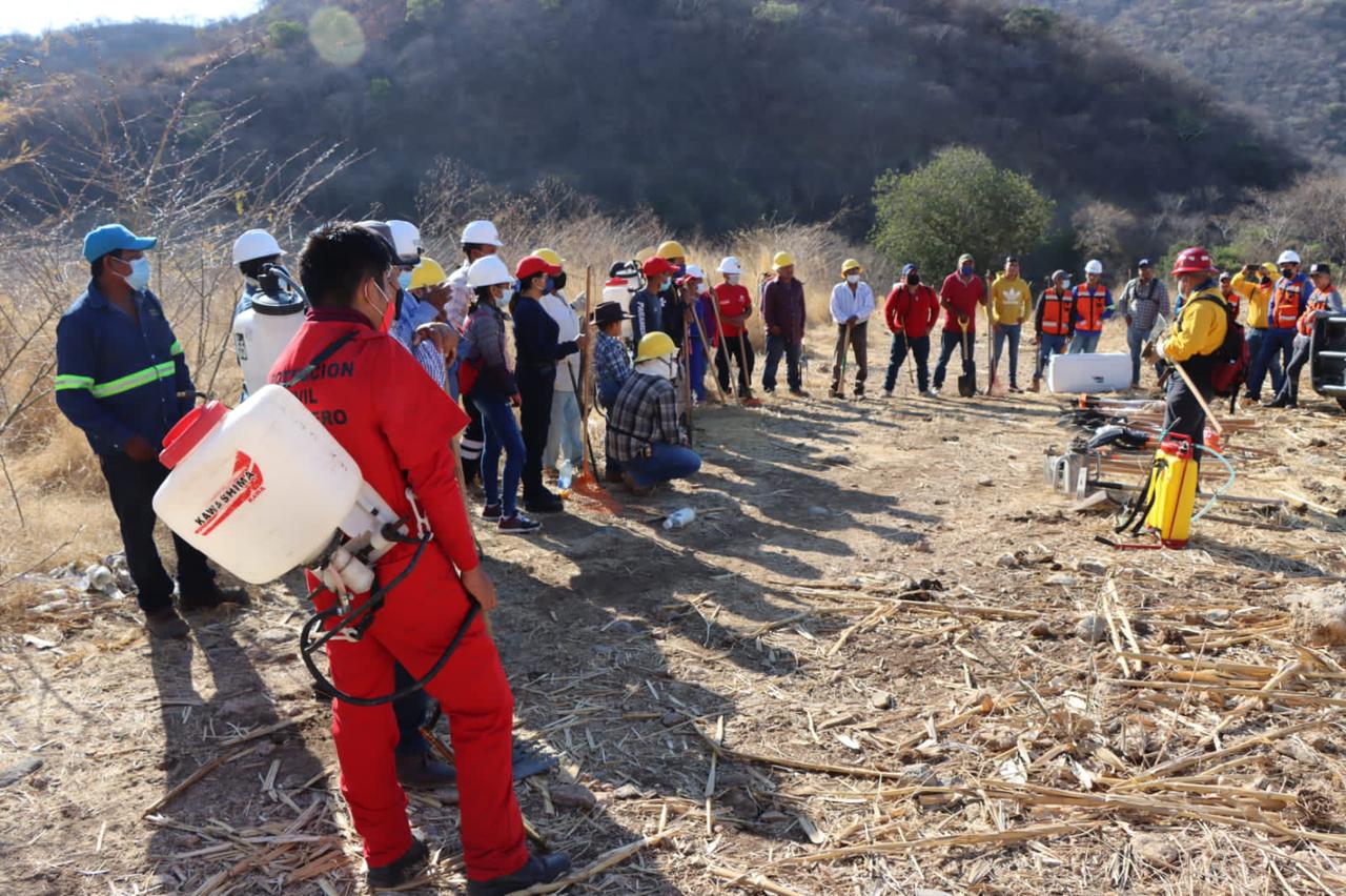 Capacita Media Luna para prevenir y combatir incendios forestales