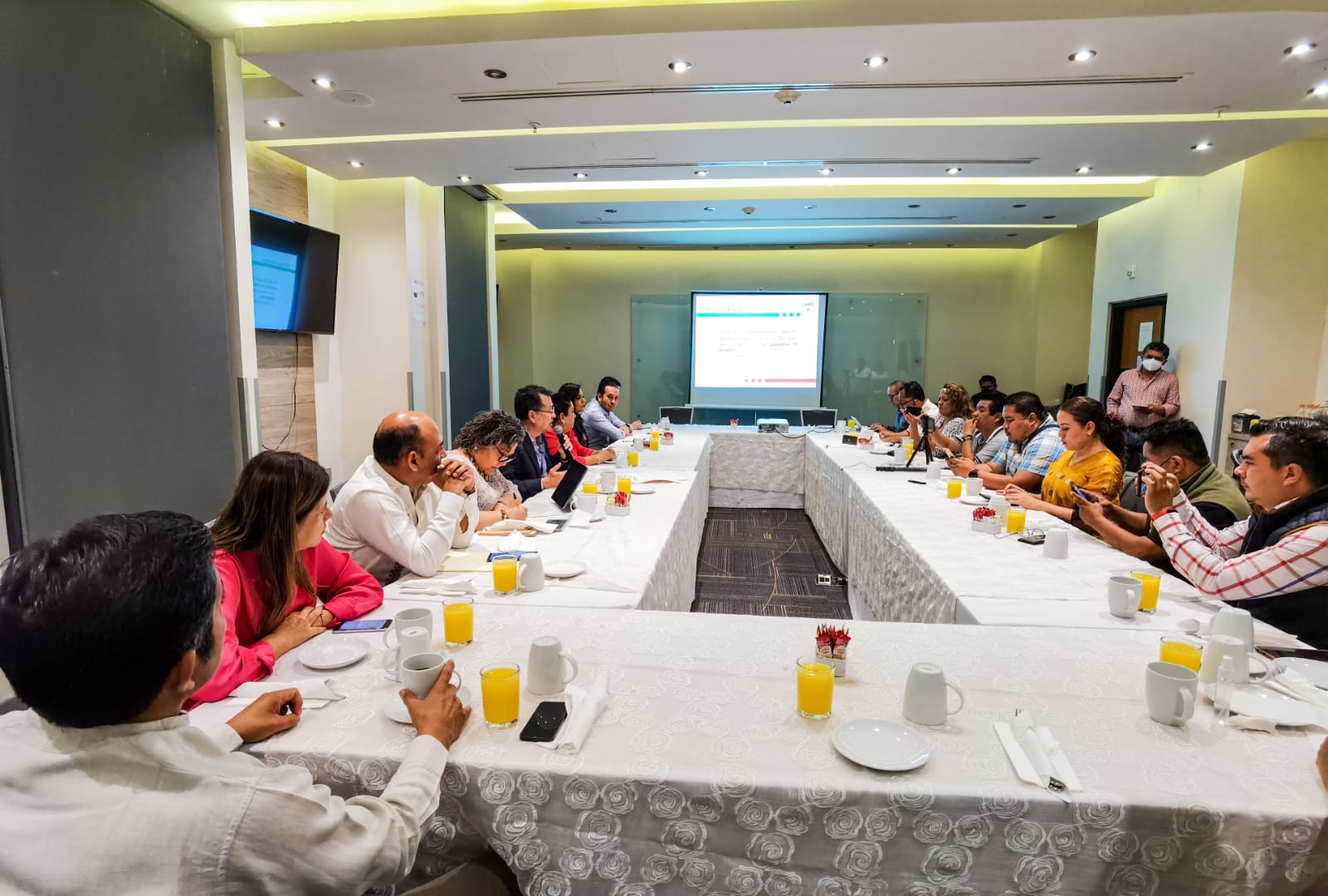Presenta grupo parlamentario del PRI informe de sus recorridos por los pueblos indígenas y afromexicanos