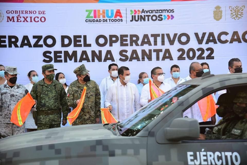 Vigilan más de 400 elementos un Zihuatanejo a tope