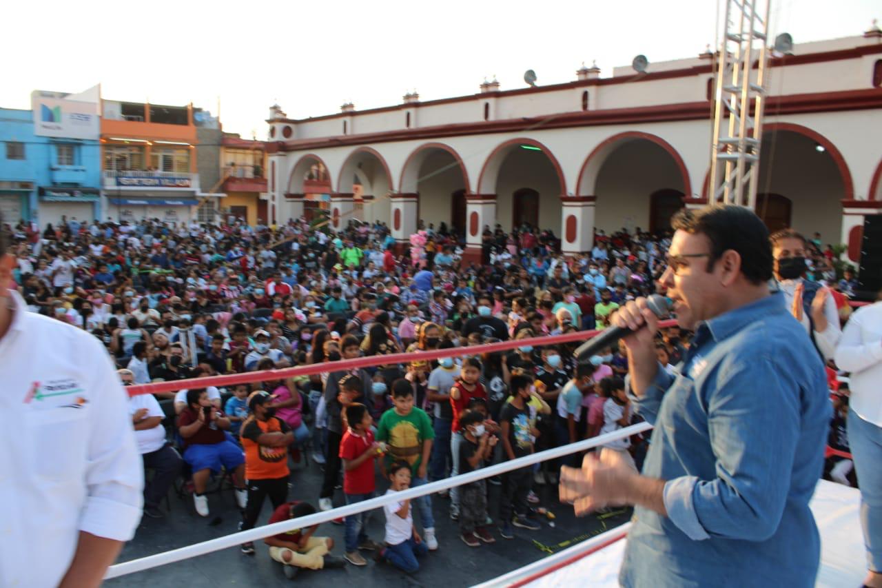 El Ayuntamiento de Chilapa y DIF municipal realizan festejo por el Día del Niño