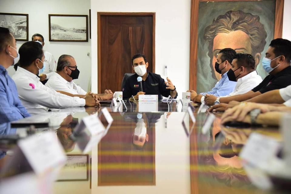 Esfuerzo conjunto, la mejor ruta para consolidar avance de Zihuatanejo: Jorge Sánchez