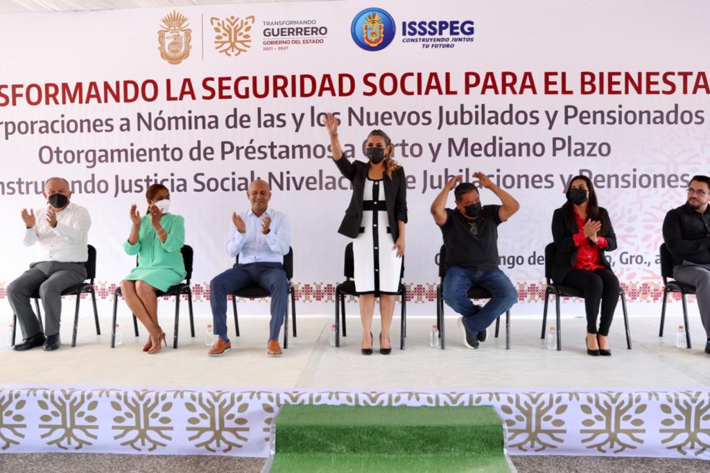Restituye Evelyn Salgado derechos de seguridad social con trato digno a jubilados y pensionados del ISSSPEG