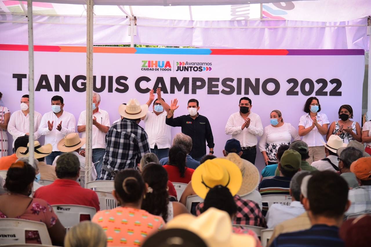 Gobierno de Jorge Sánchez beneficia a más de 1000 agricultores con Tianguis Campesino 2022
