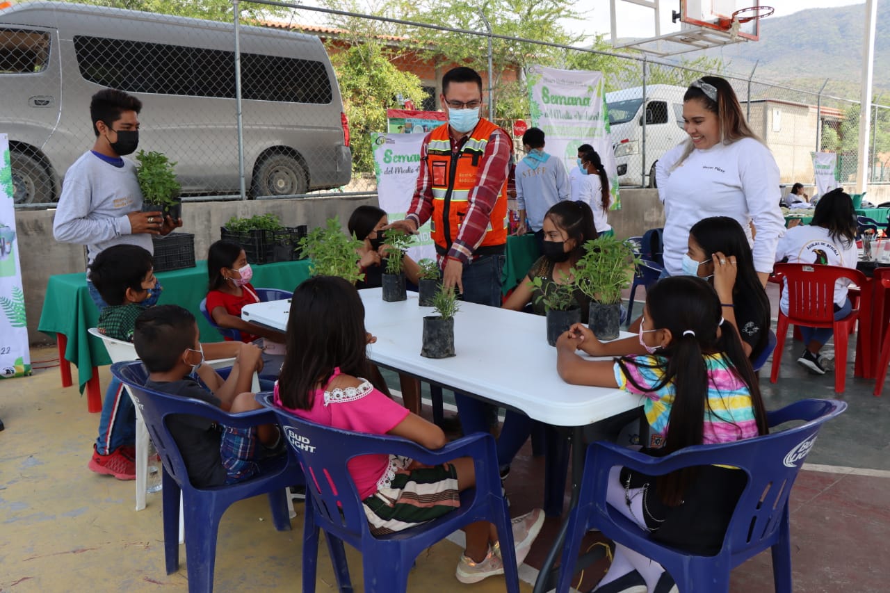 Lleva Media Luna feria medioambiental a Cocula, Tepecoacuilco y Eduardo Neri