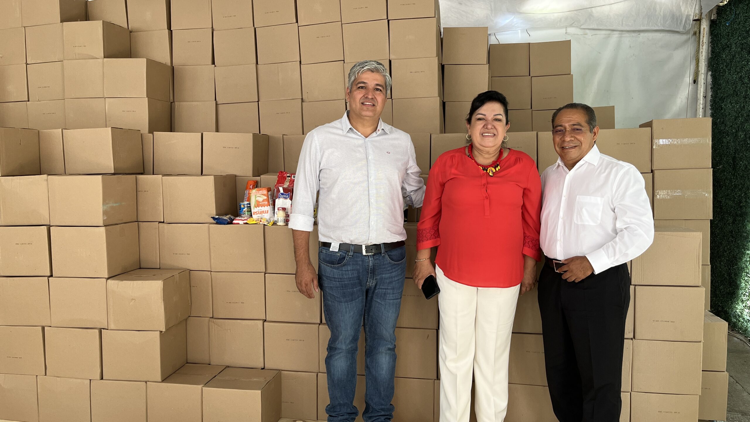 Distribuye Congreso del Estado 30 mil despensas entre familias de escasos recursos