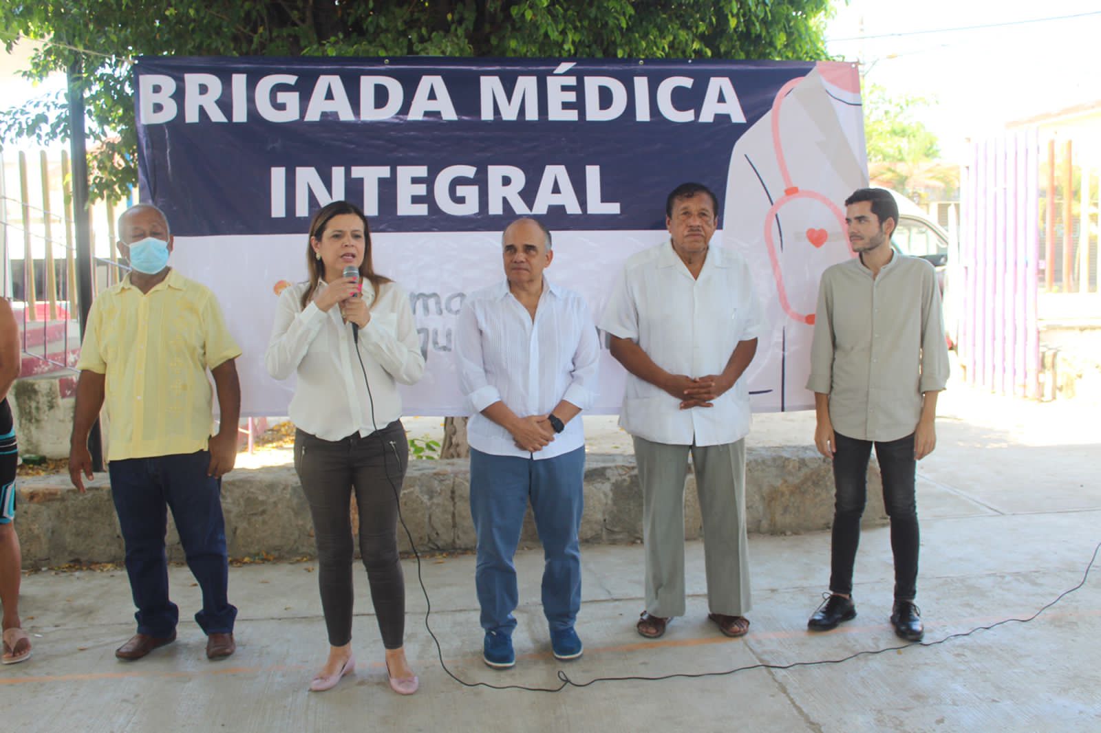Lleva Julieta Fernández al poblado de Tres Palos, una brigada médica integral