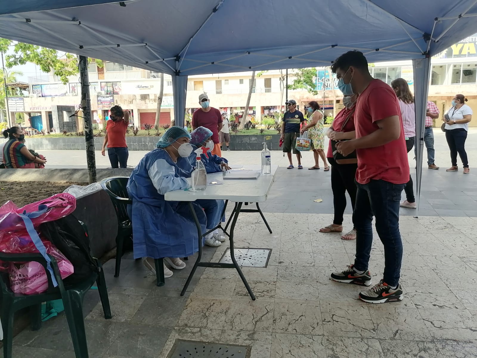 Instala Acapulco módulos covid en el zócalo
