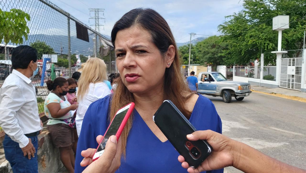 Urge Julieta Fernández a la federación resolver problemas del ISSSTE Acapulco