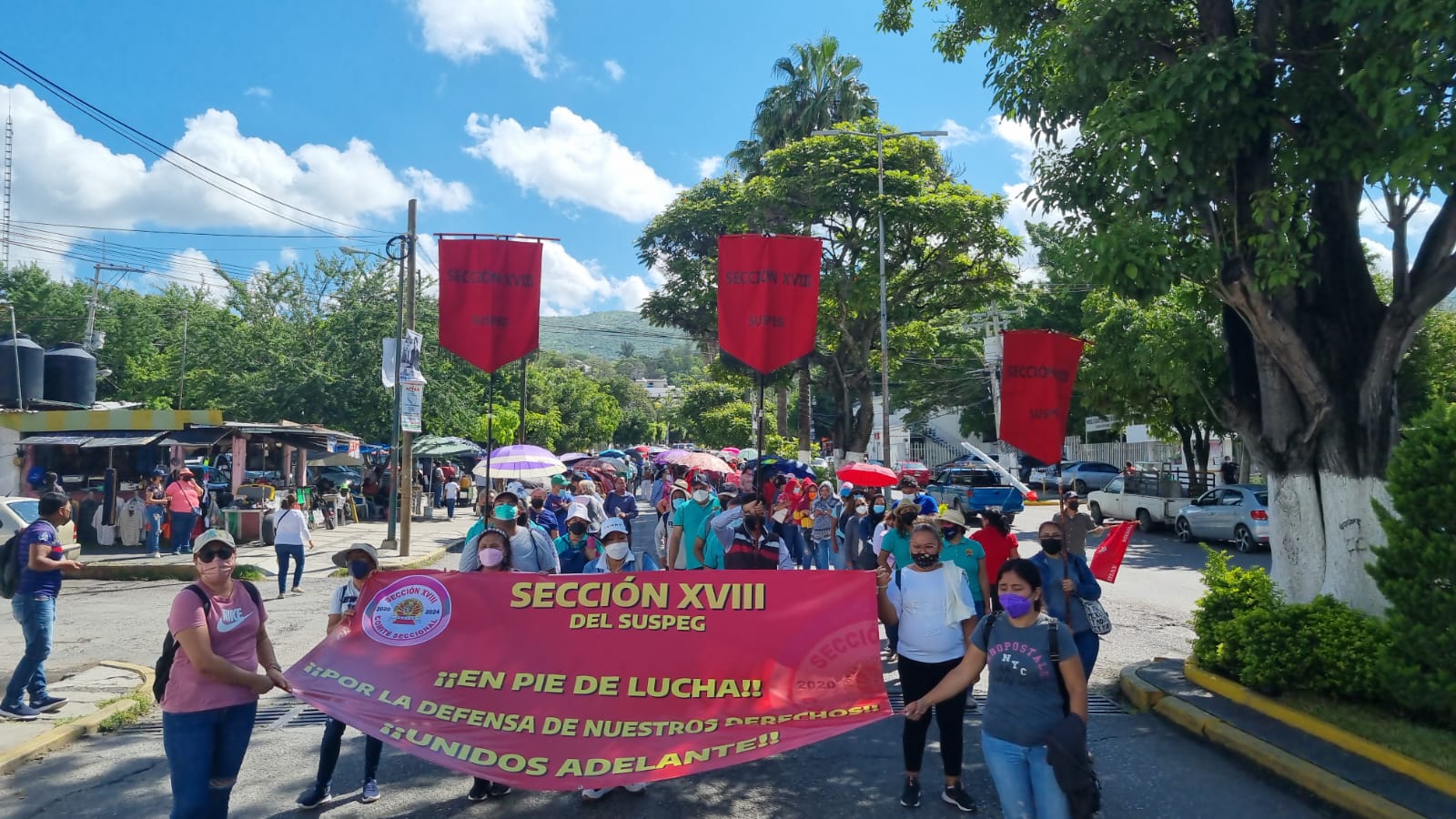 Marcha maestros del SUSPEG para exigir incremento salarial