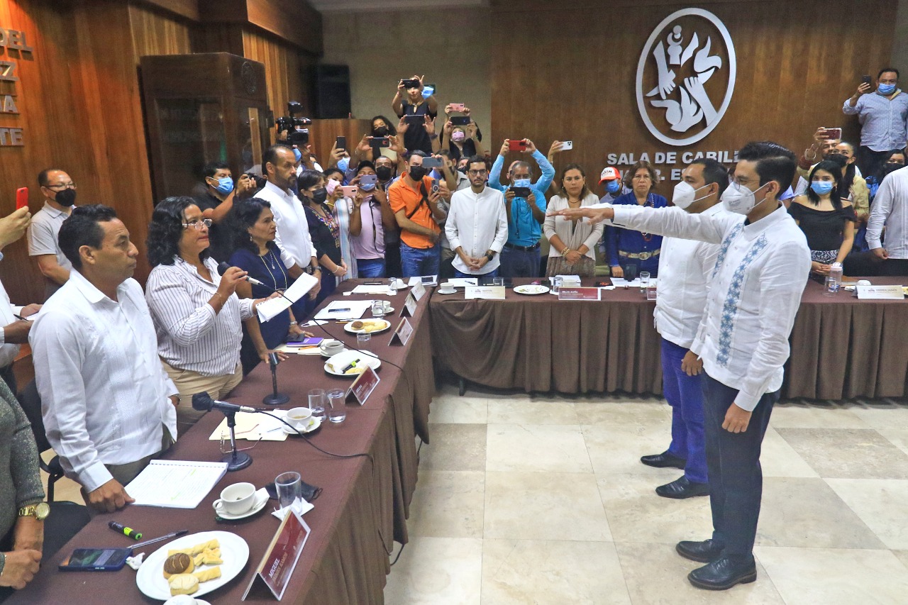 Tiene Acapulco nuevos secretarios General y de Fianzas