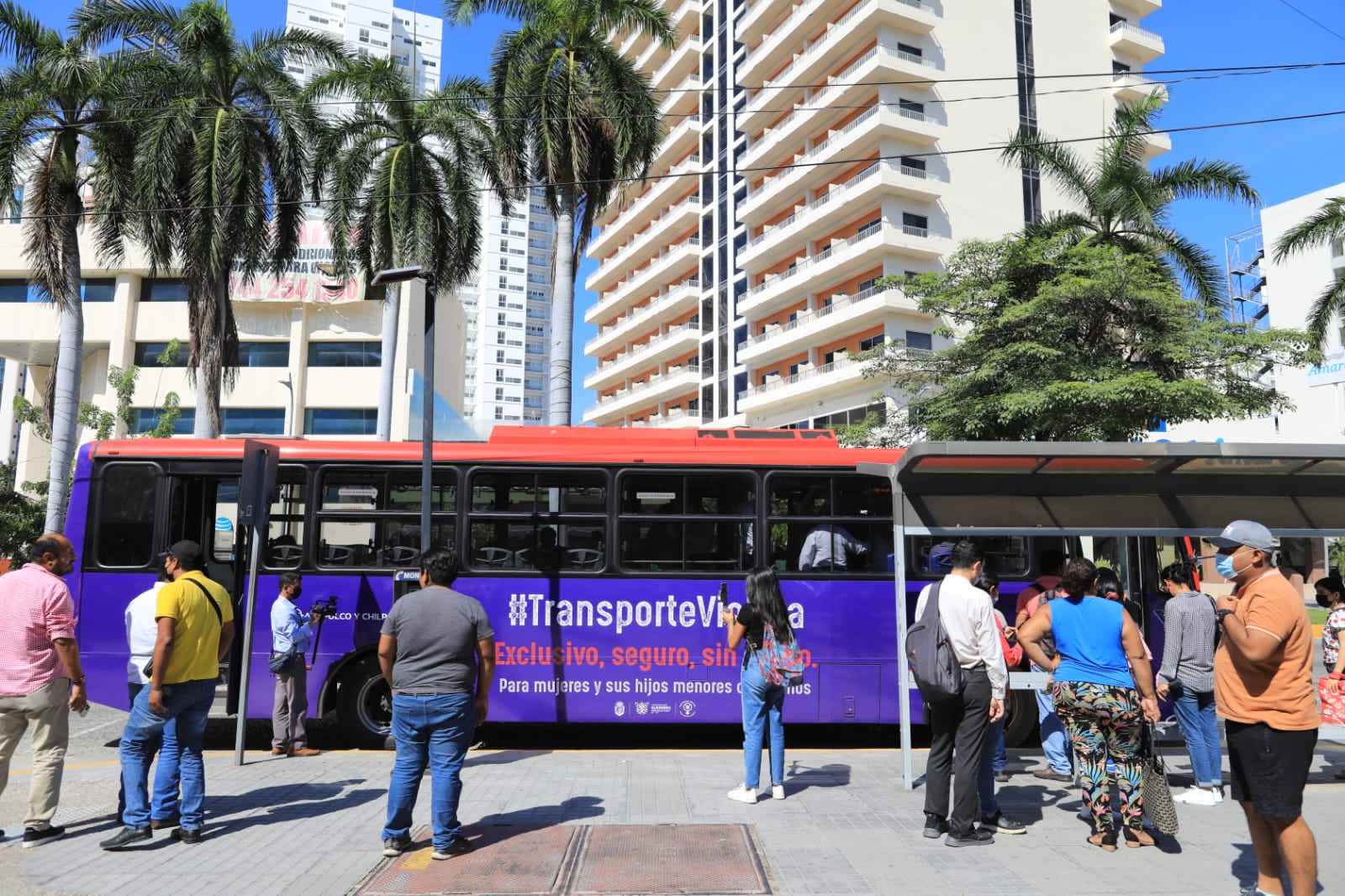 Supervisan correcta operación de #TransporteVioleta en Acapulco