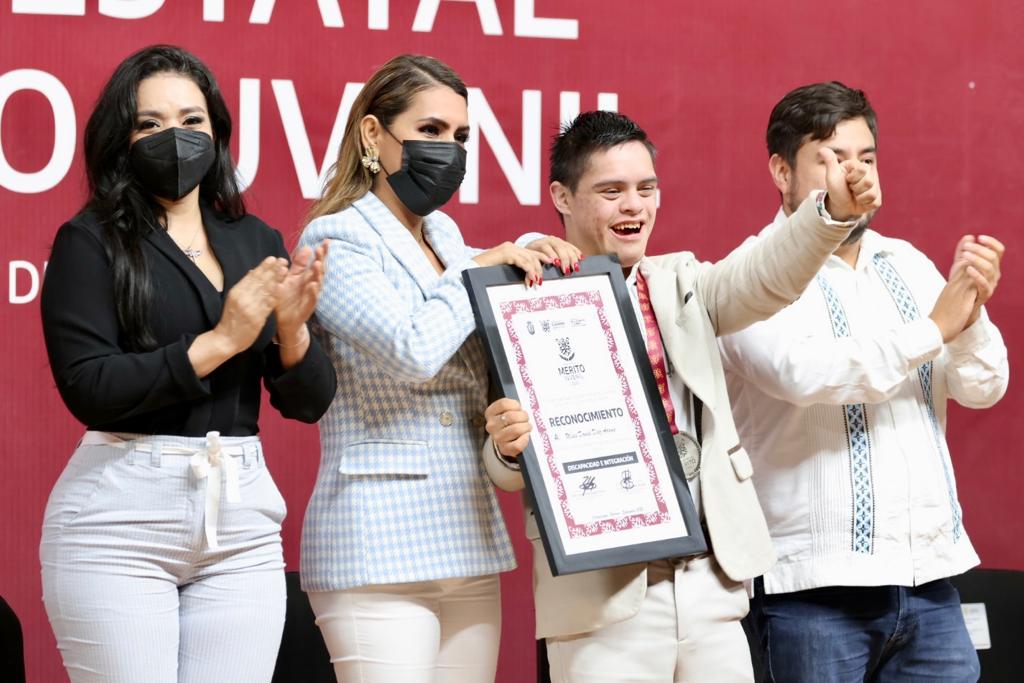«Guerrero tierra fértil para los sueños y aspiraciones de las y los jóvenes»: Evelyn Salgado