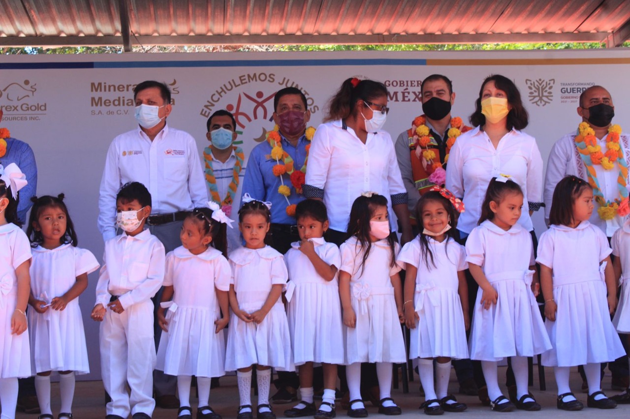 Dirige Media Luna inversión a la infraestructura educativa